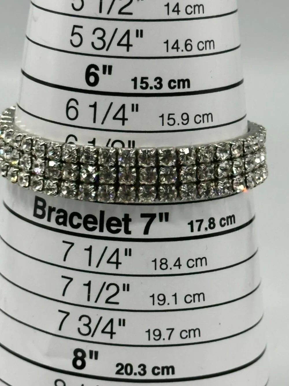 Rhinestone Watch Women Silver Tone Mother of Pearl Dial Stretch New Battery 6.5